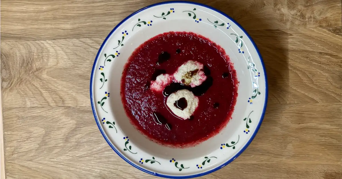 céklakrémleves ordagombóccal